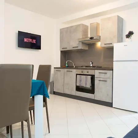 Appartement Vista Mare 100 Metri Dalla Spiaggia Free Parking Wifi *